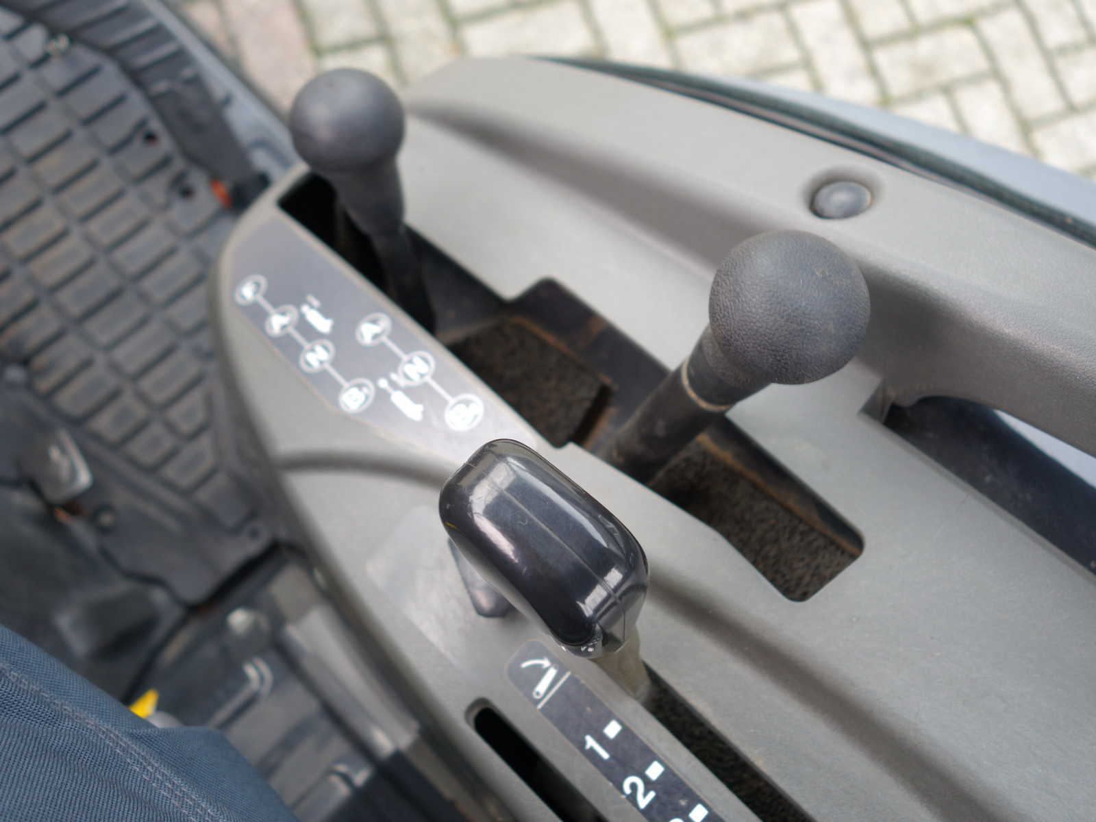 Yanmar EF235 4wd - Afbeelding 15