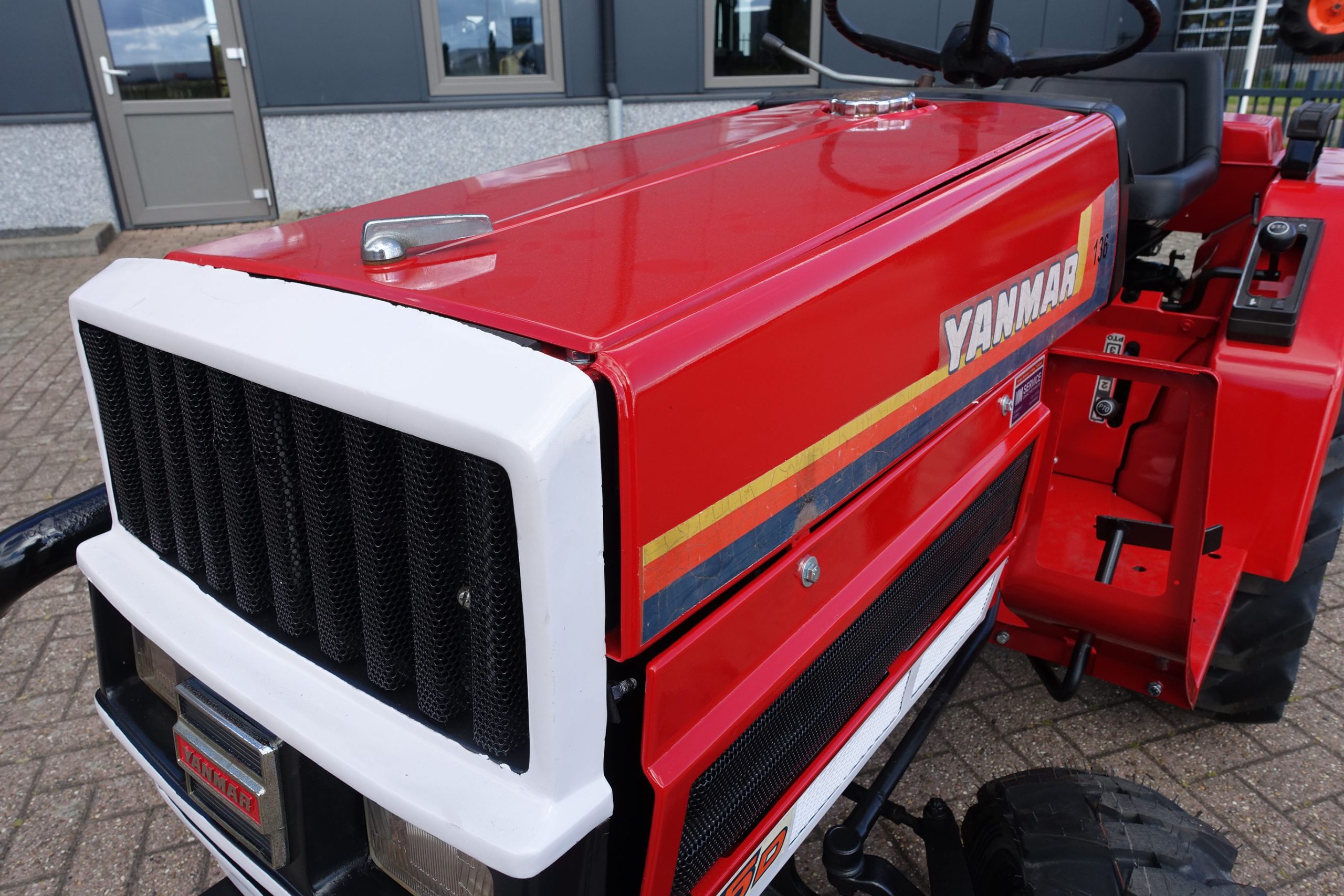 Yanmar F15 4wd - Afbeelding 4