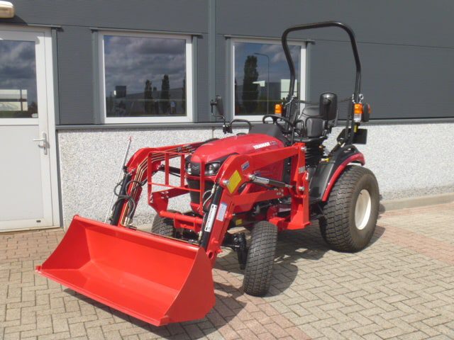 Yanmar SA424 4wd HST