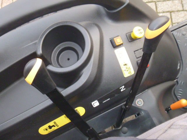 Yanmar SA424 4wd HST - Afbeelding 14