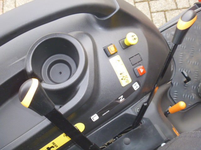 Yanmar SA424 4wd HST - Afbeelding 15