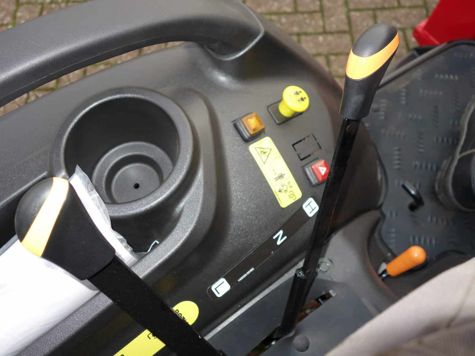 Yanmar SA424 4wd HST - Afbeelding 14