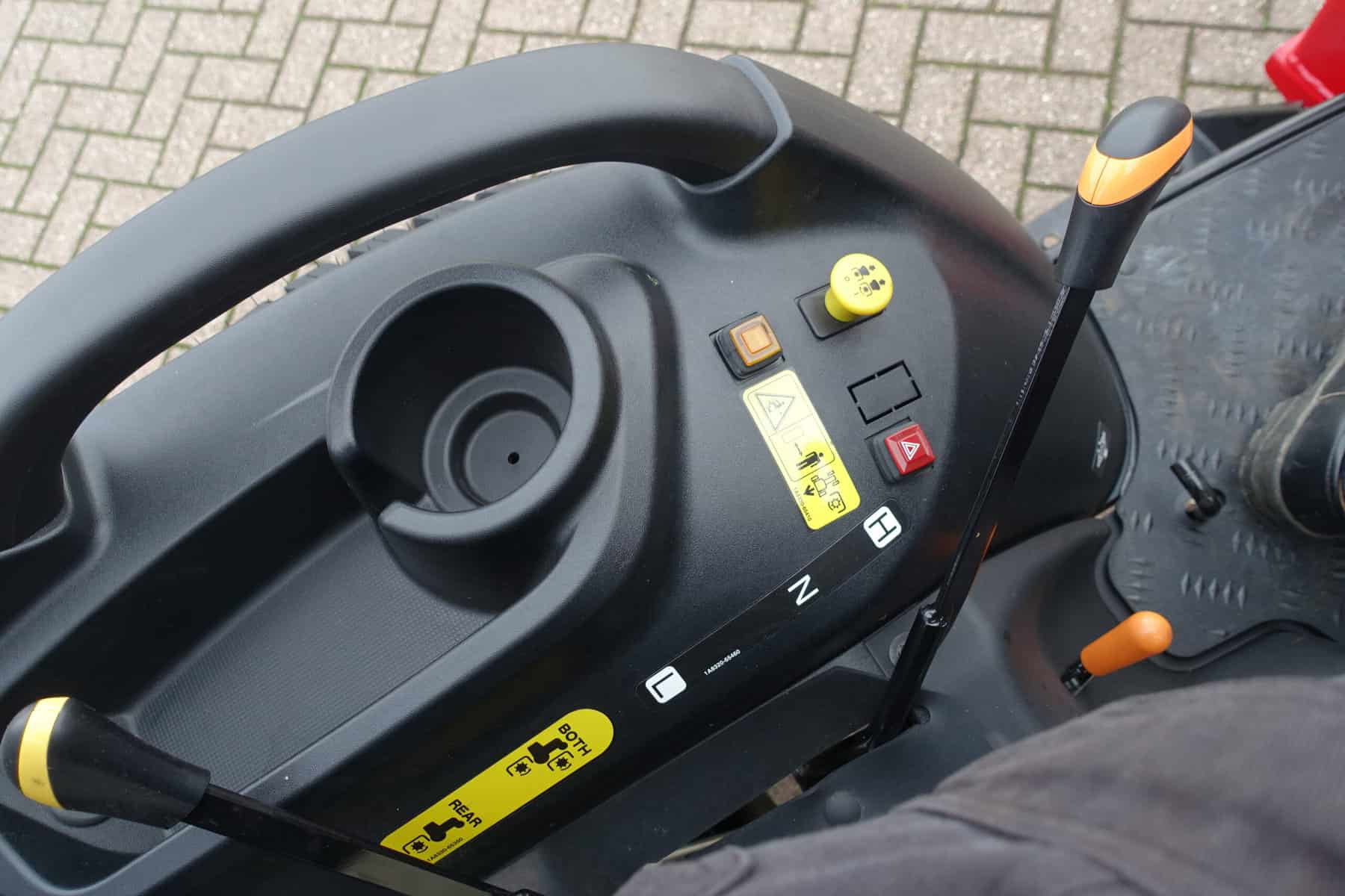 Yanmar SA424 4wd HST - Afbeelding 15