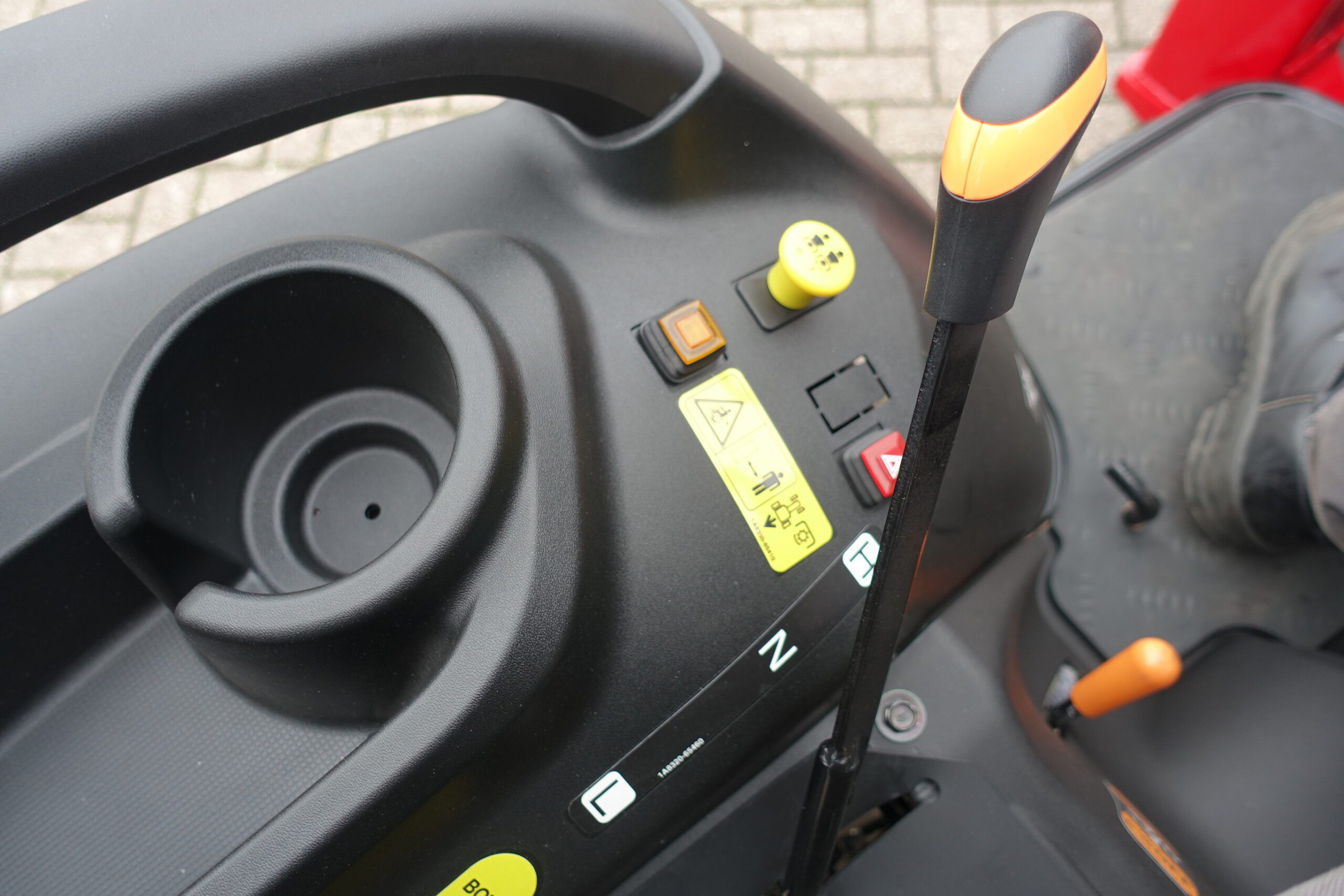 Yanmar SA424 4wd HST - Afbeelding 16