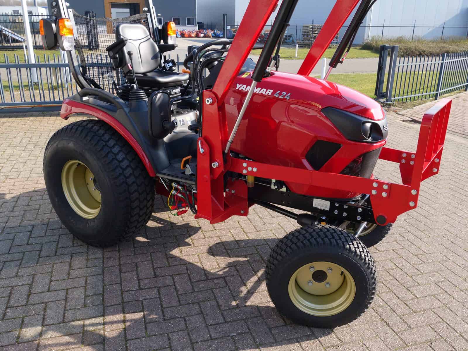 Yanmar SA424 4wd HST - Afbeelding 2