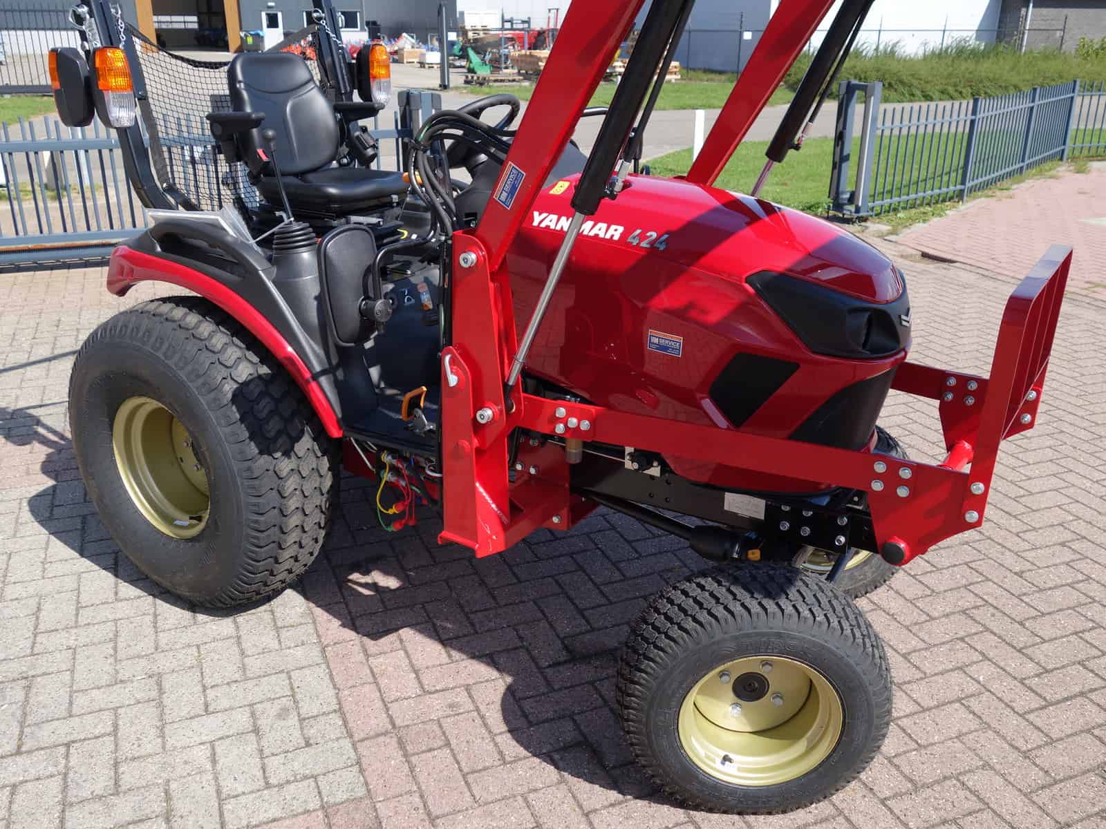 Yanmar SA424 4wd HST - Afbeelding 2