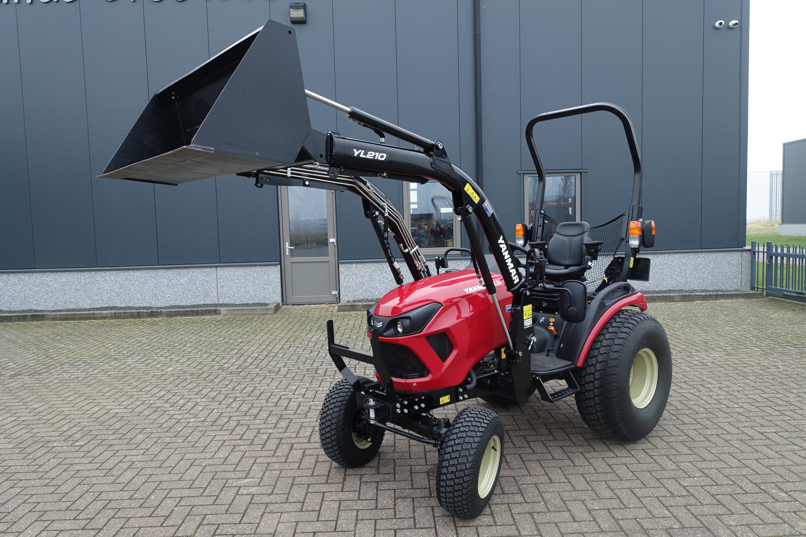 Yanmar SA424 4wd HST - Afbeelding 3