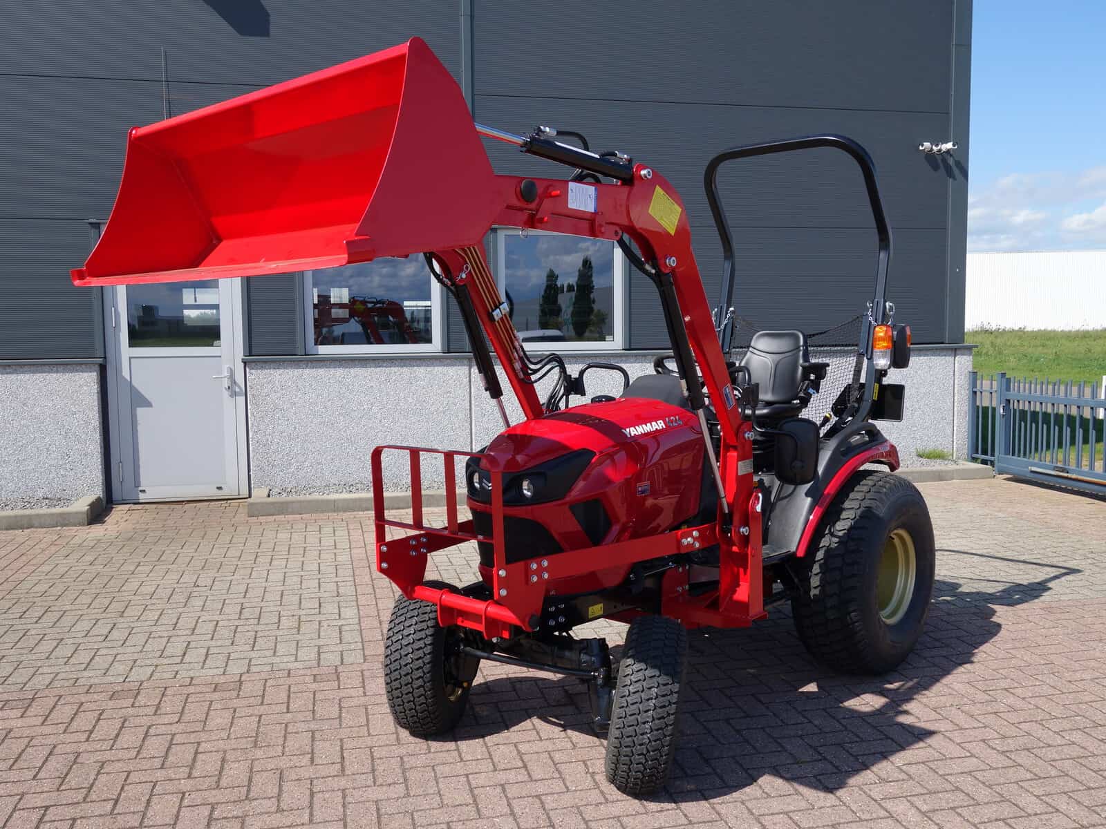 Yanmar SA424 4wd HST - Afbeelding 3