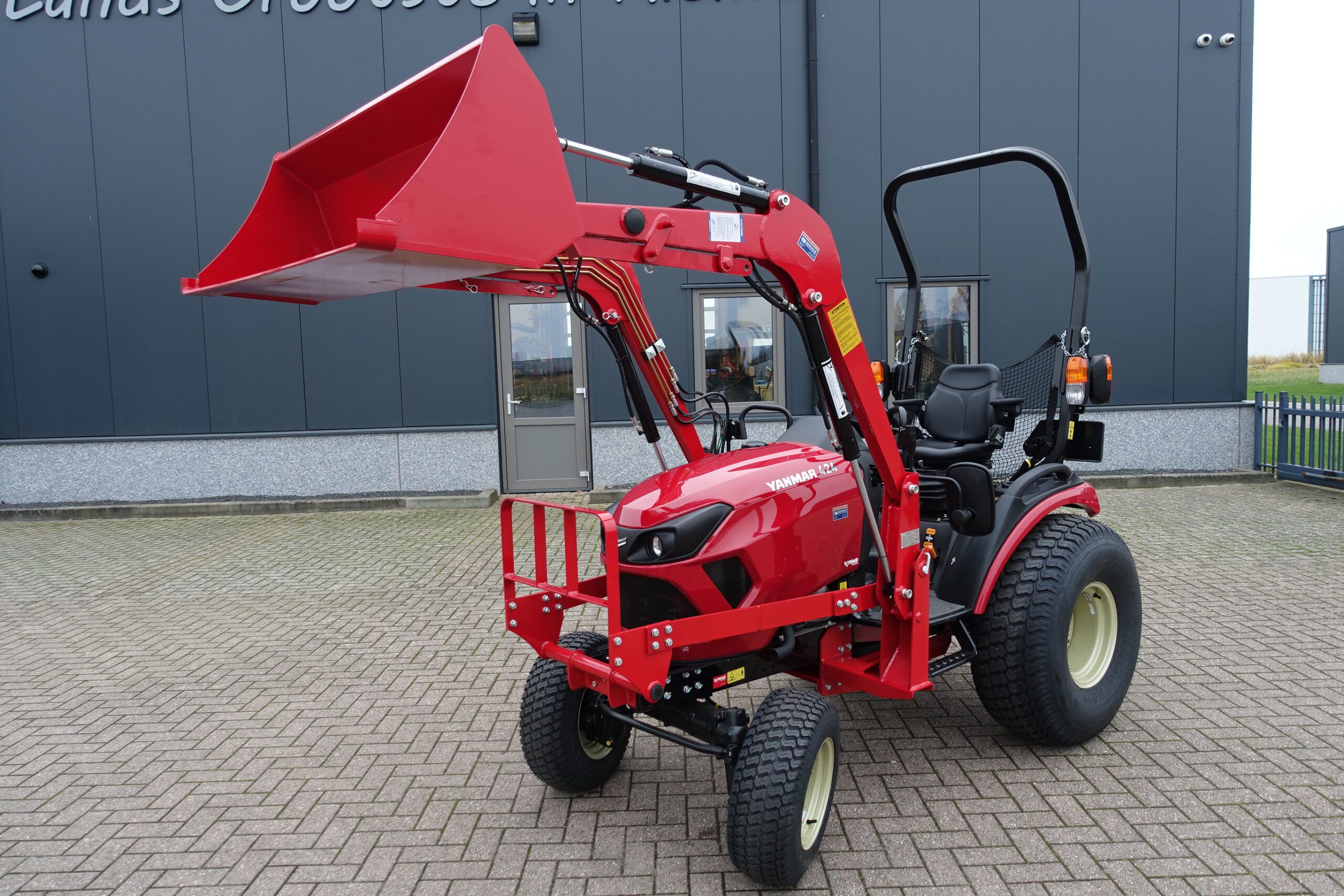 Yanmar SA424 4wd HST - Afbeelding 3