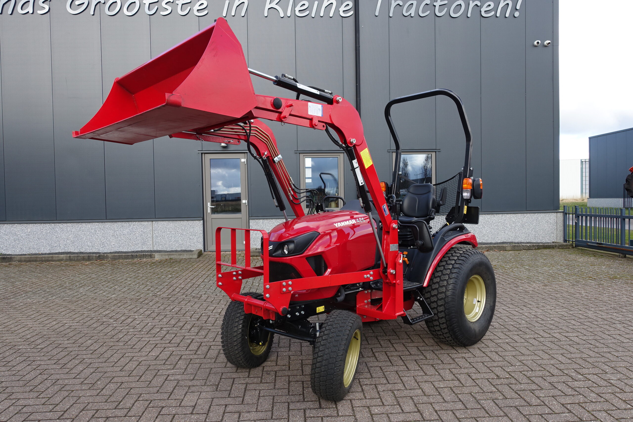 Yanmar SA424 4wd HST - Afbeelding 3