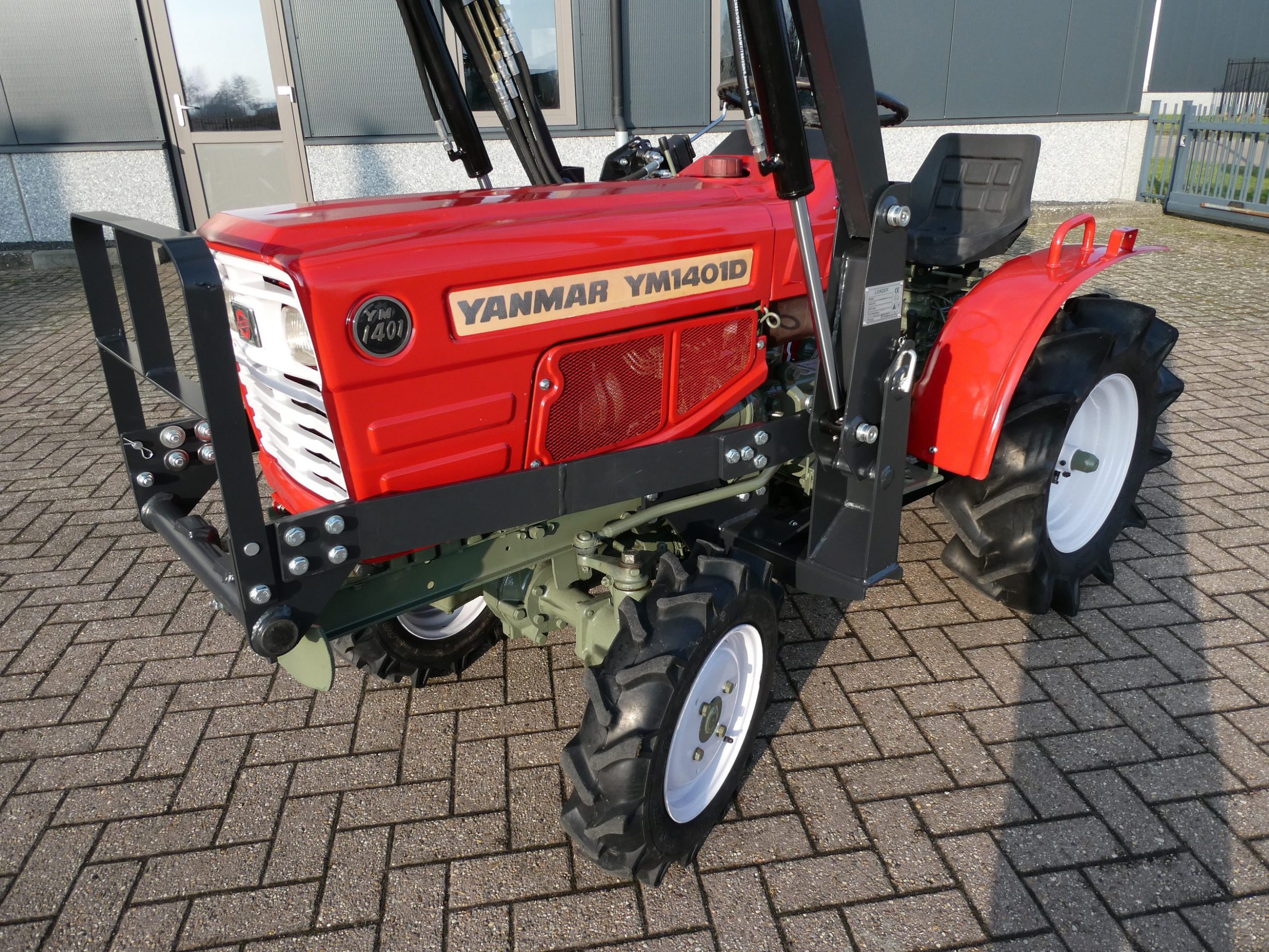 Yanmar YM1401 4wd - Afbeelding 4