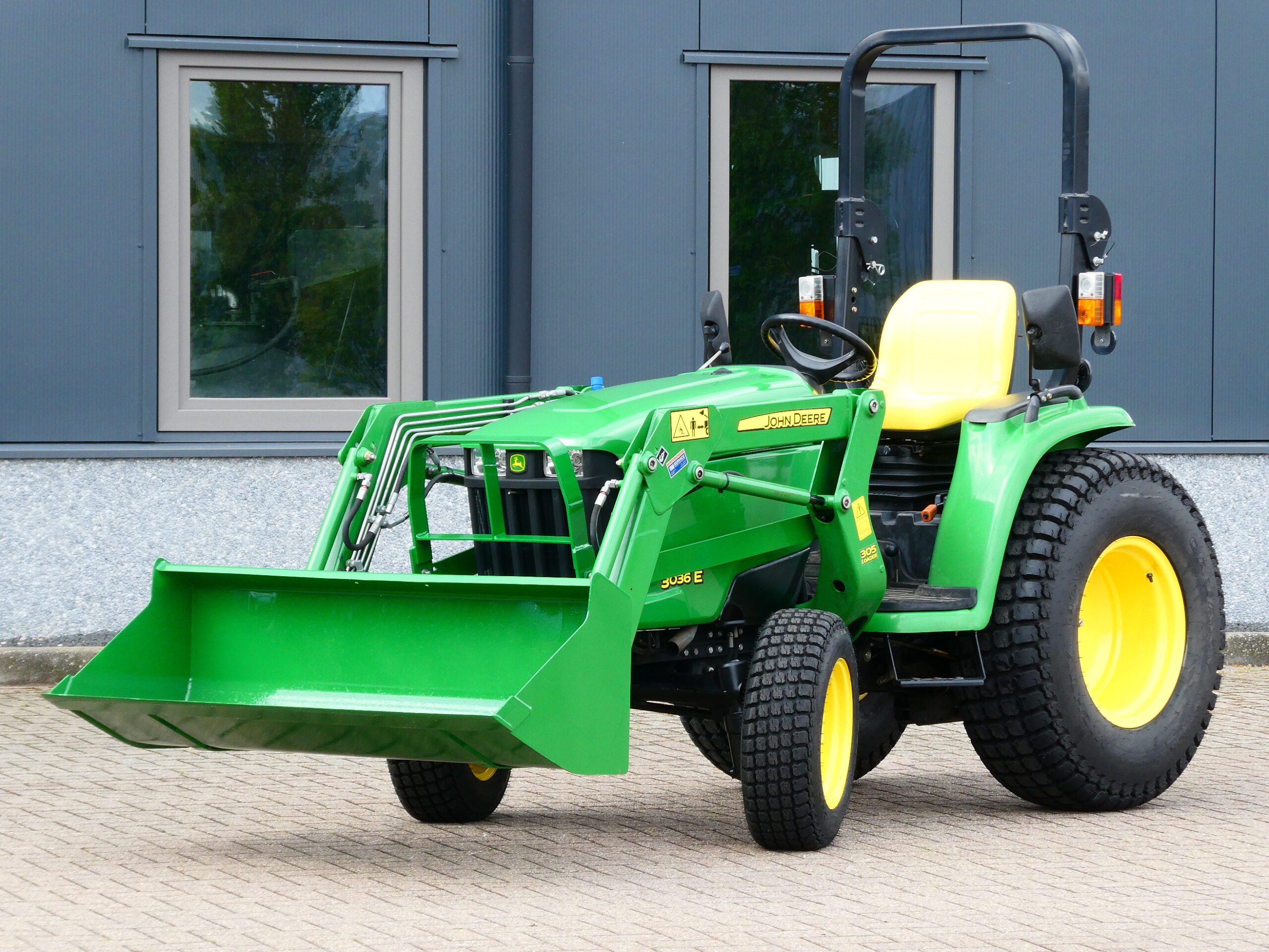 John Deere 3036E 4wd HST