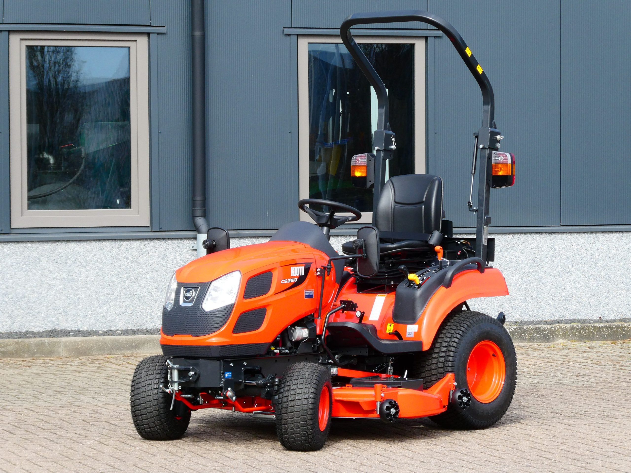 Kioti CS2510 4wd HST