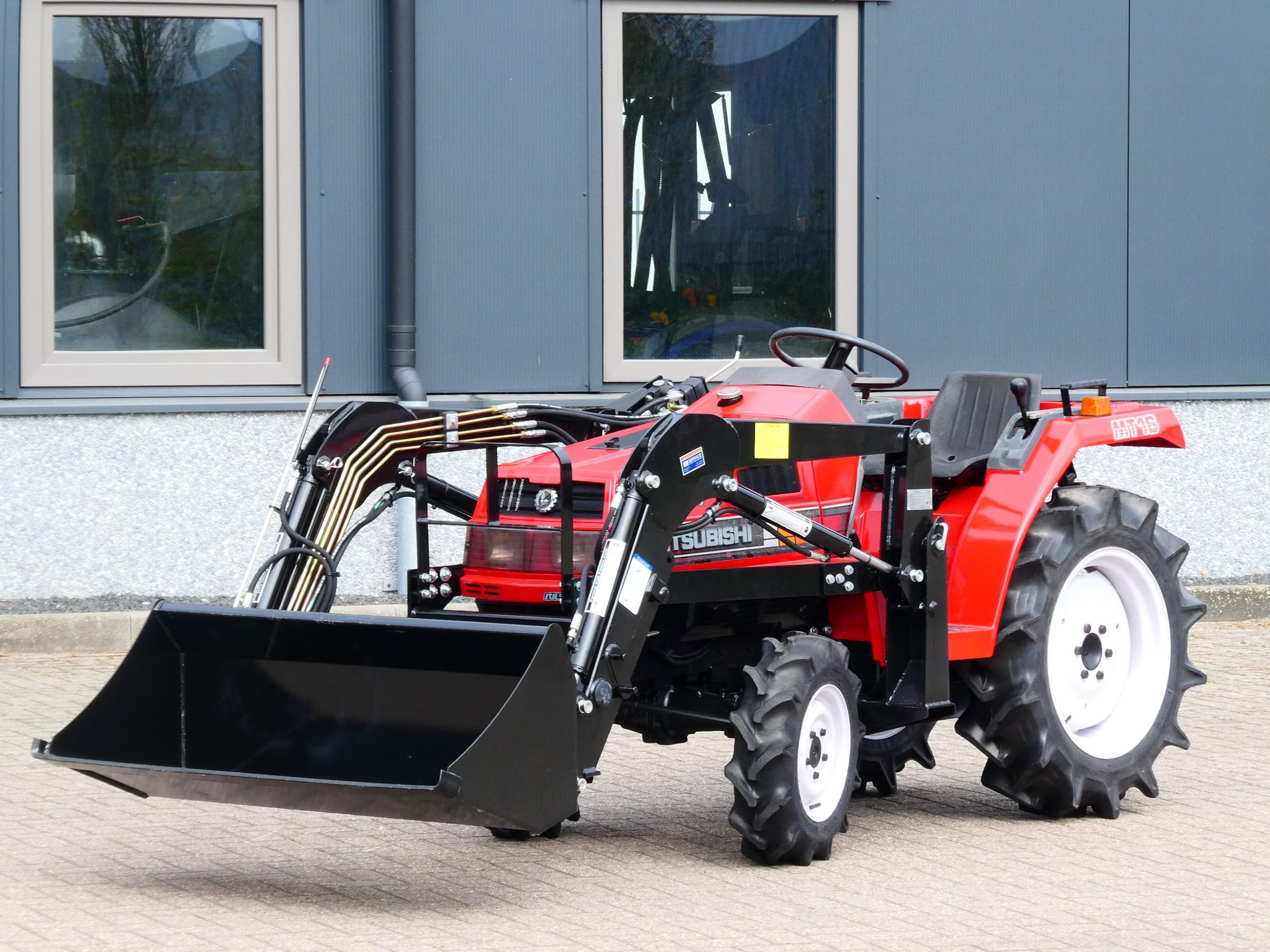 Mitsubishi MT16 4wd