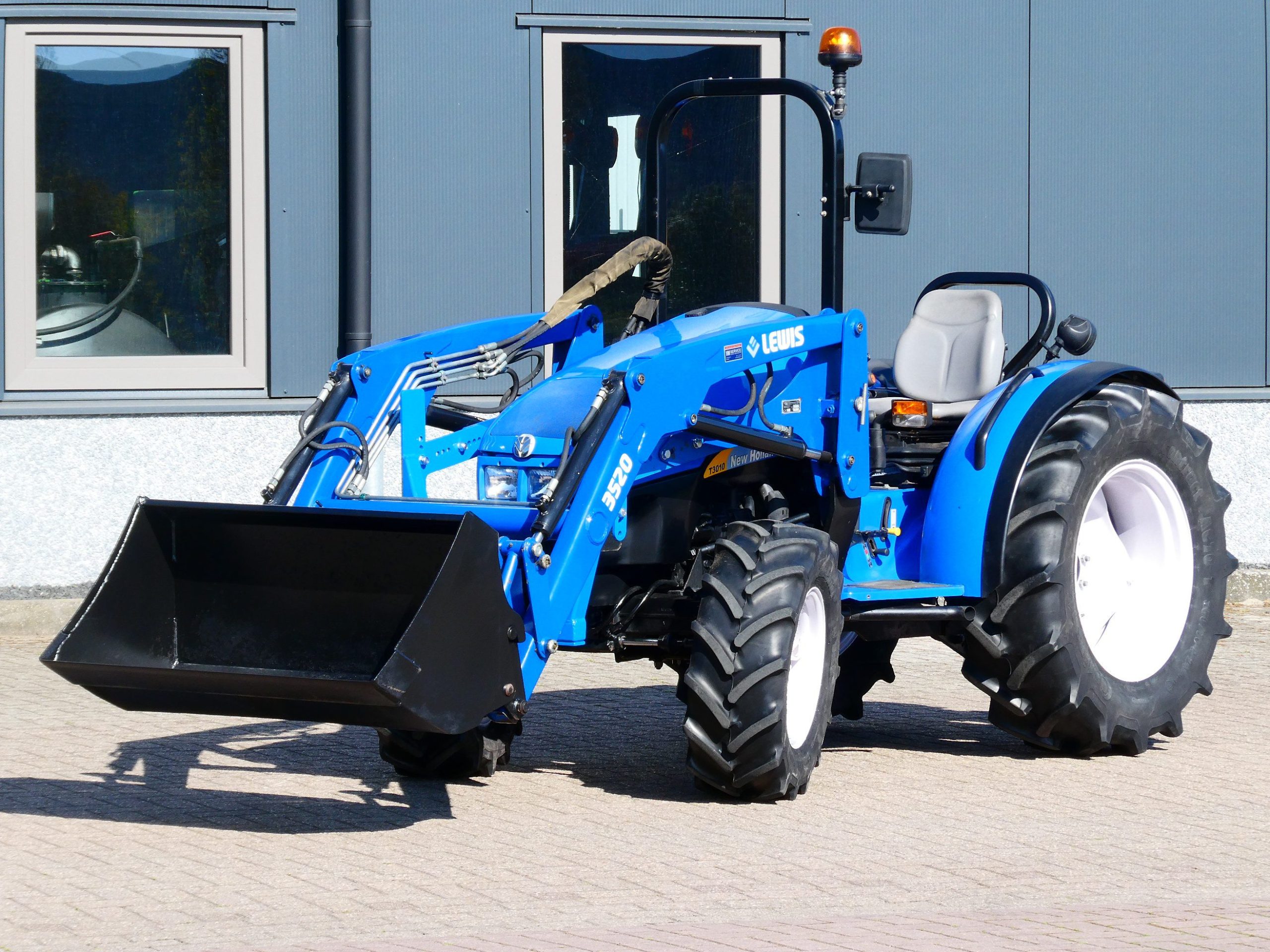 New Holland T3010 4wd