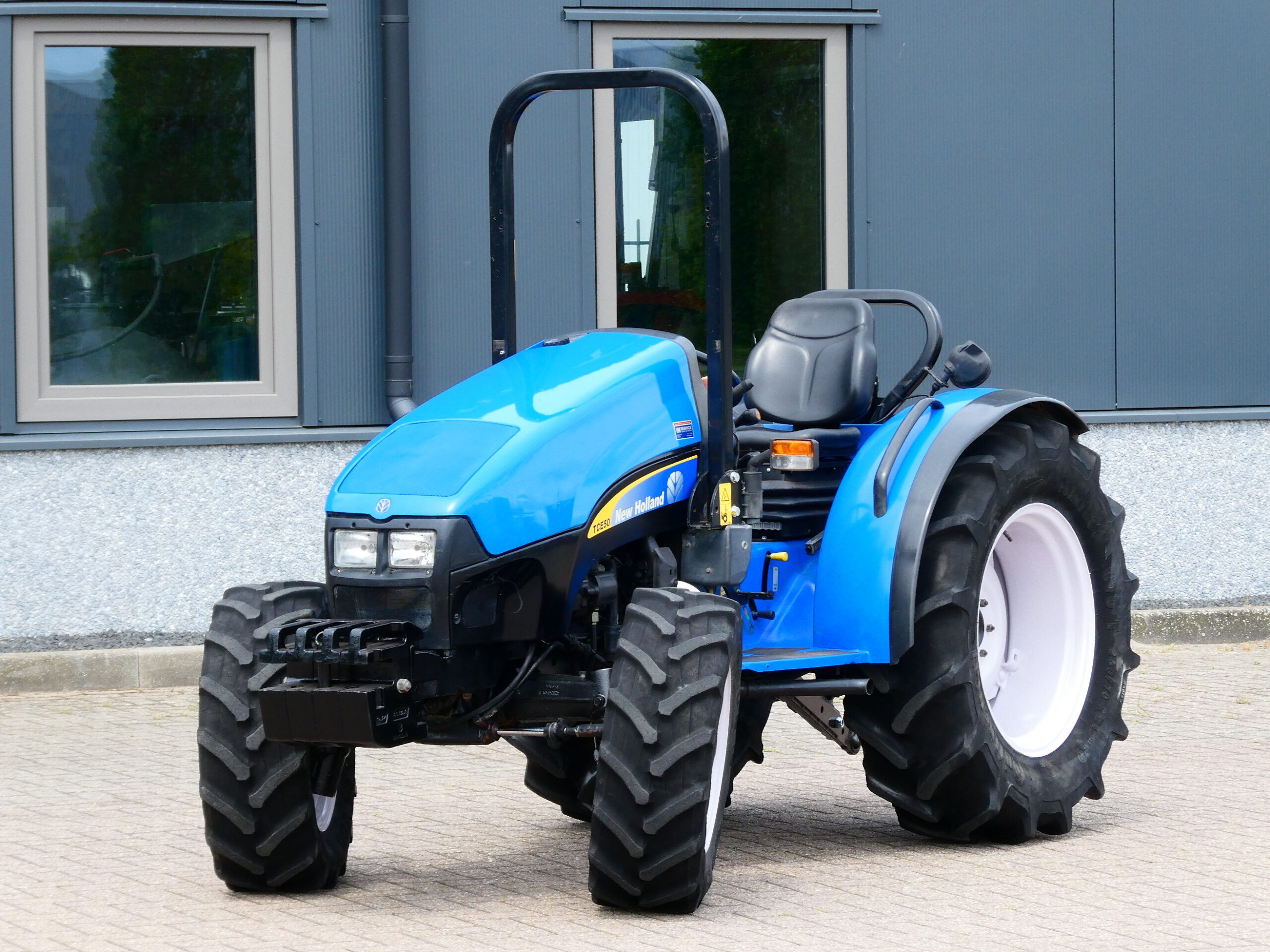 New Holland  TCE50 4wd