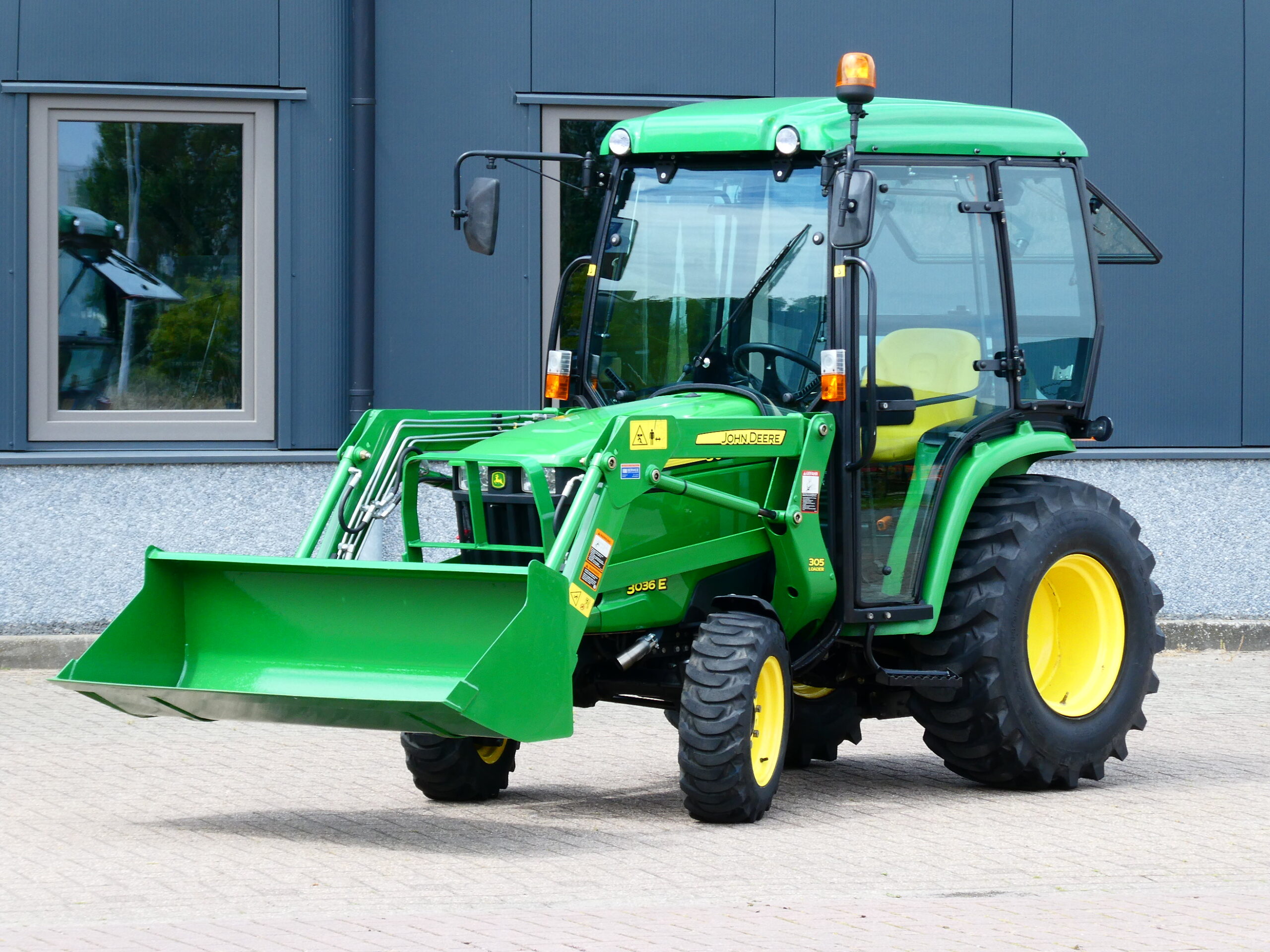 John Deere 3036E 4wd HST
