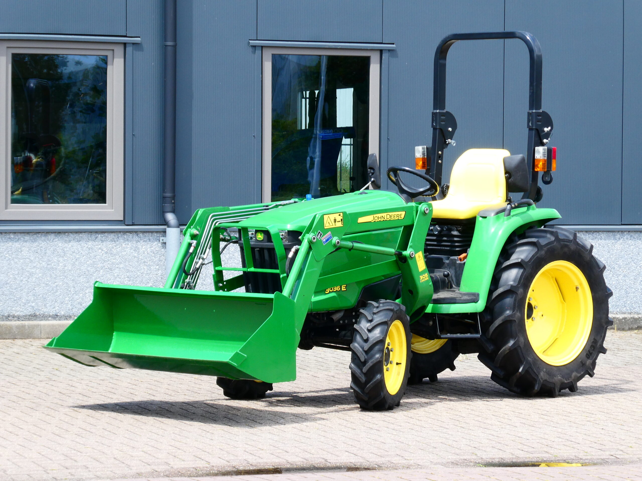 John Deere 3036E 4wd HST