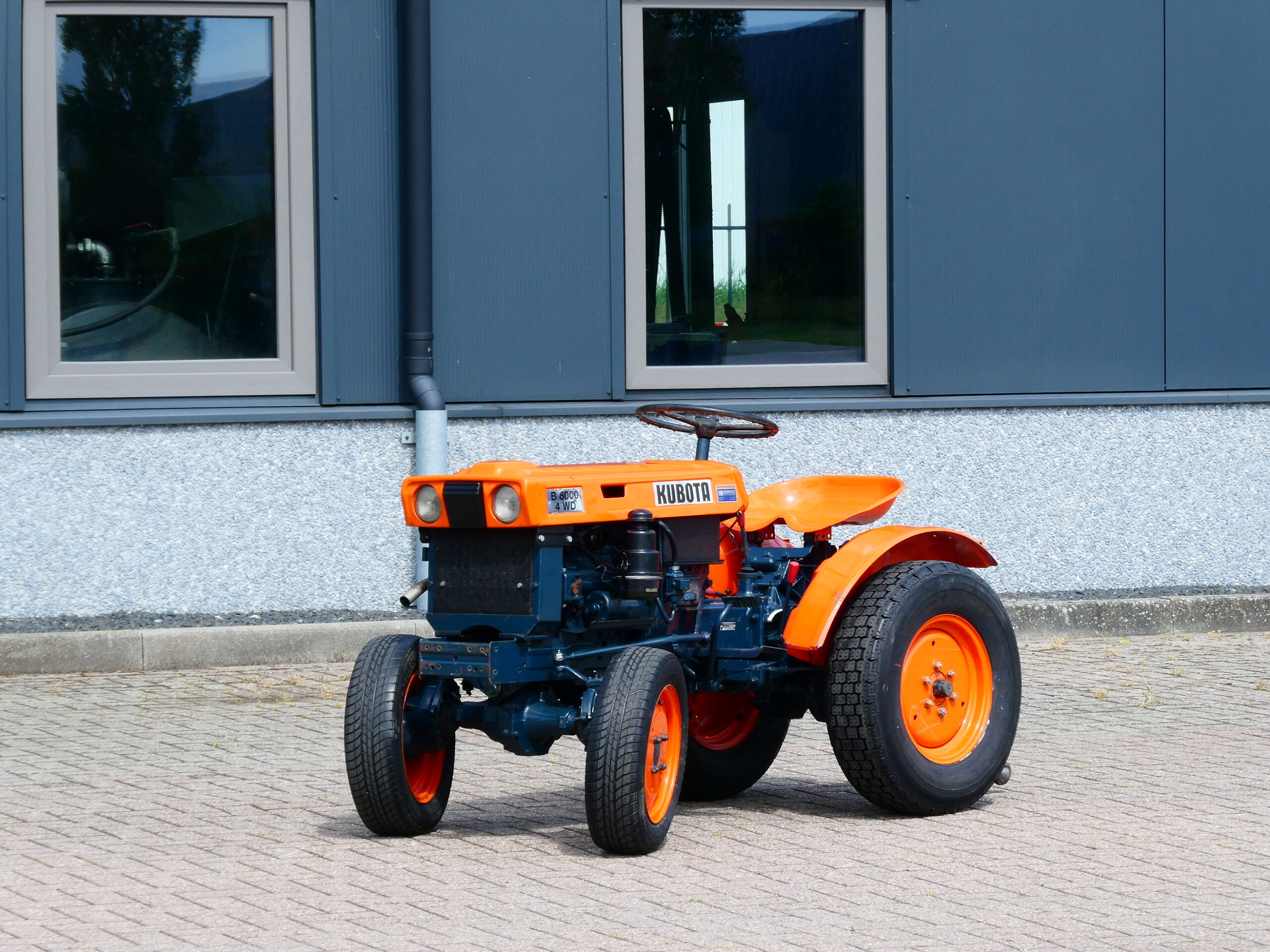 Kubota B6000 4wd