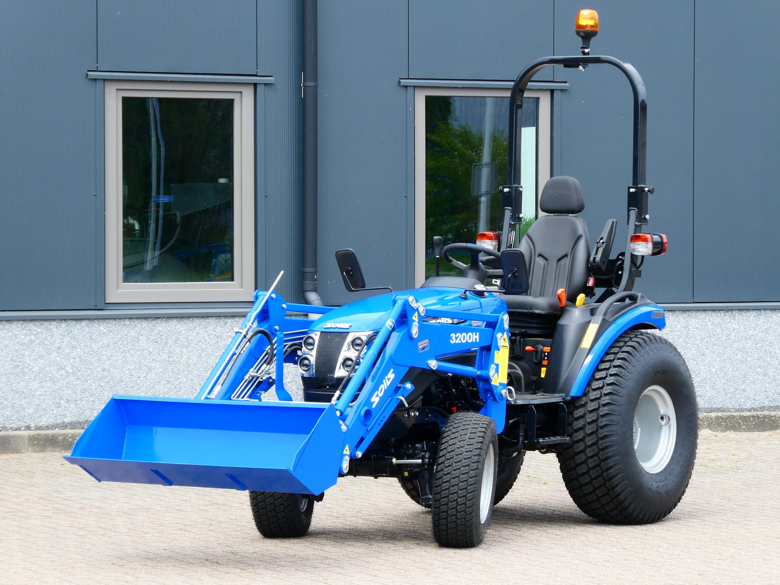 Solis 26 4wd HST
